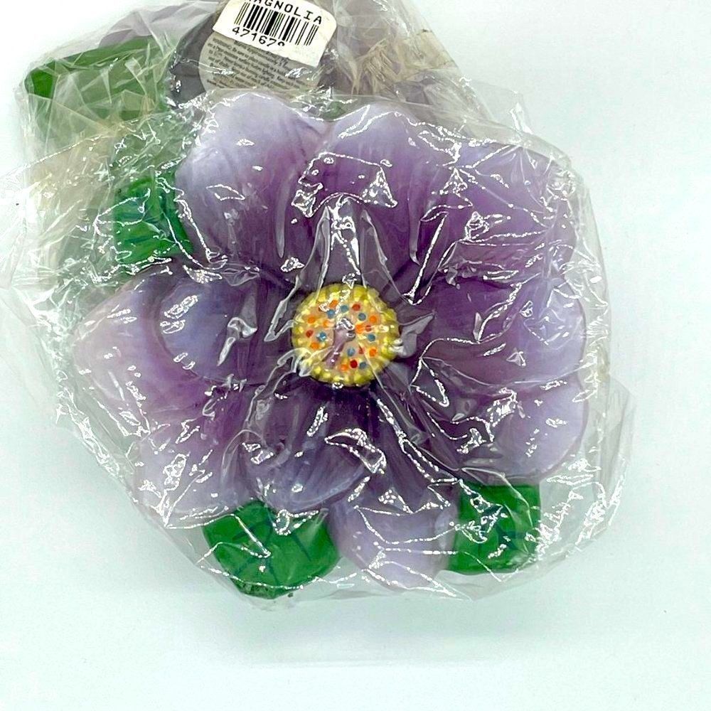 Spring Candles Lot of 2 Purple Magnolia Flower Floating Candles - Picture 2 of 6